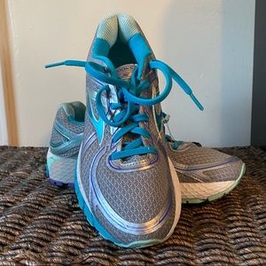 Merrell Siren Hex Q2 E Mesh Gore Tex Light Trail Shoes Women s MEC Merrell Siren Hex Q2 E Mesh Gore Tex Light Trail Shoes Women s MEC